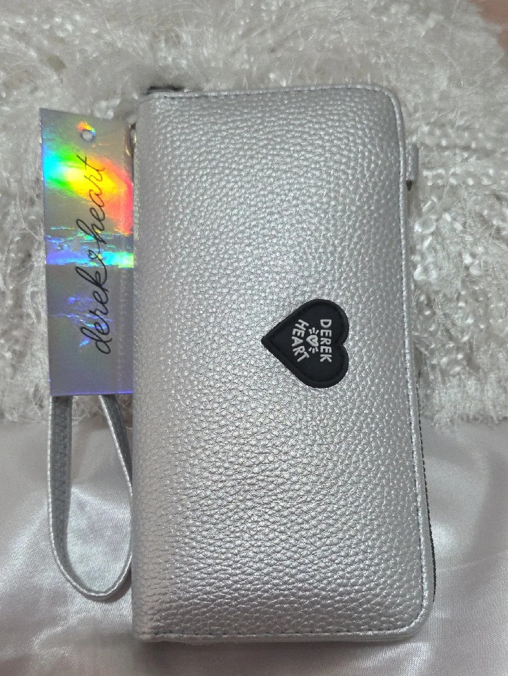 Derek Heart Metallic Silver Pebbled Wristlet Wallet